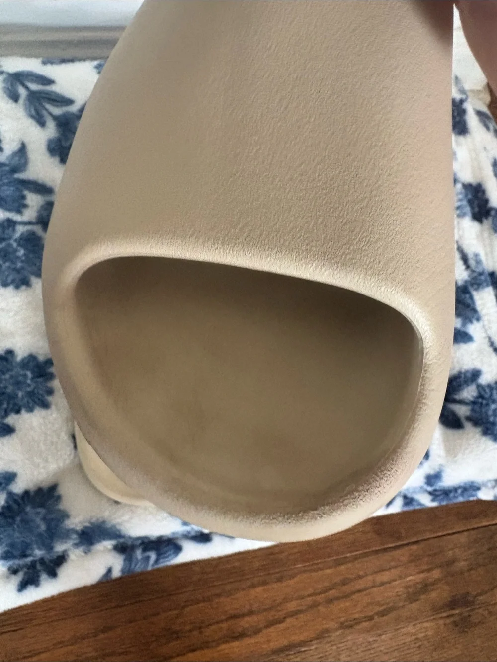 Yeezy Slide Bone - US Men’s 8 - Sand Colorway